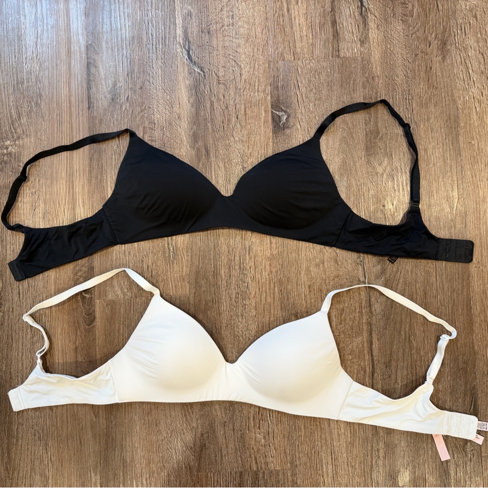 Victoria's Secret Black and White Bra set